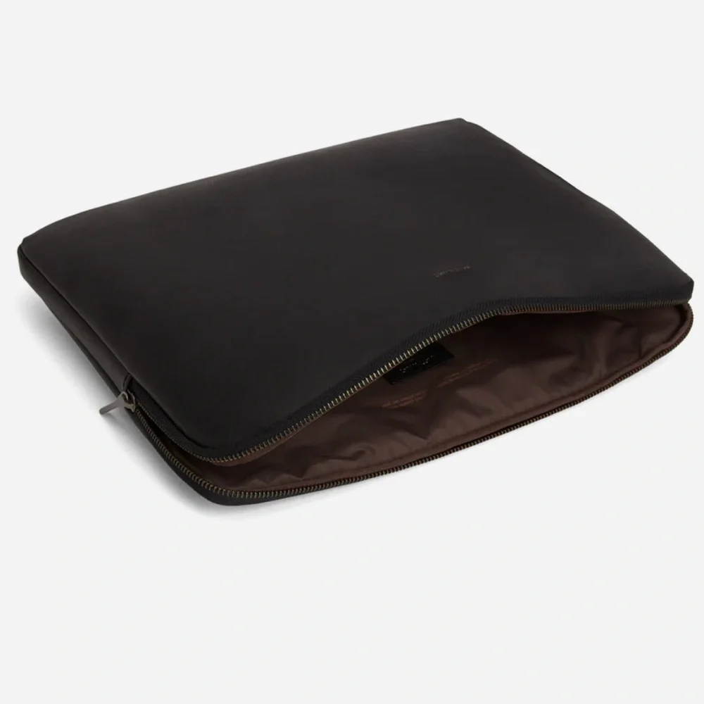 Matt and Nat Black Laptop Sleeve 15 Inch Vegan Padded Tablet